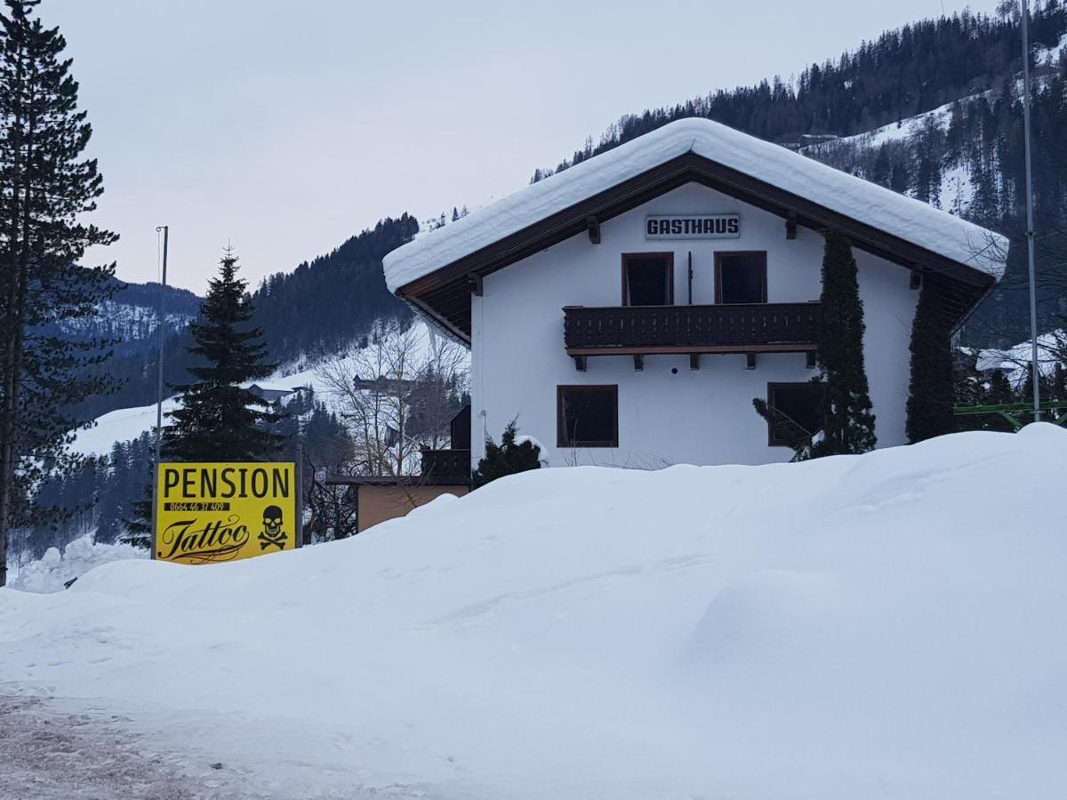 Tattoo Pension Mit Restaurant Und Tattoo-Studio Mörtschach Buitenkant foto