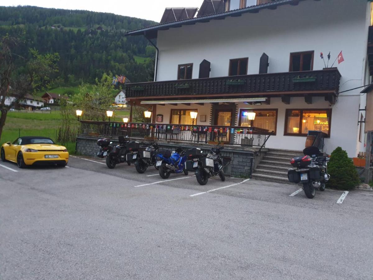 Tattoo Pension Mit Restaurant Und Tattoo-Studio Mörtschach Buitenkant foto